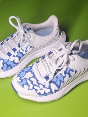 Under Armour Outhustle 2 Running Shoes Sz: 3.5Y